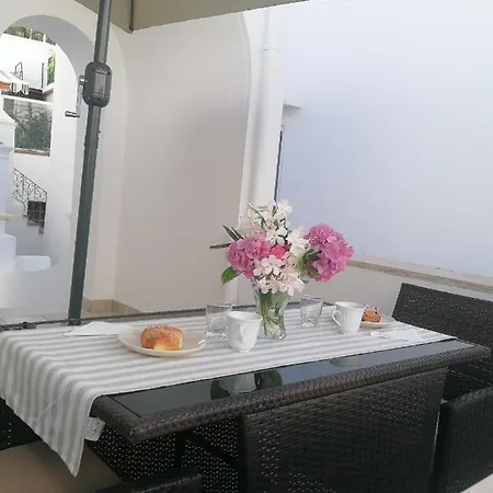 Ferienhaus L'archetto Romantic In The Center Of Anacapri (Isola di Capri)