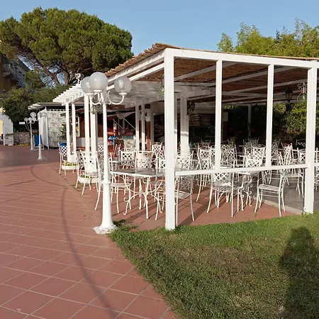 L'archetto Romantic In The Center Of Σπίτι διακοπών